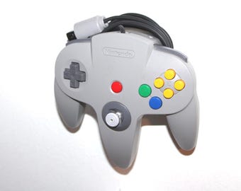 Supporto da parete per controller Nintendo 64 (N64) - Stampato in 3D - (viti di montaggio INCLUSE)