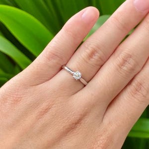 GIA Certified 0.30ct D Color VVS1 3EX N Natural Diamond Ring in this Timeless 2.50g 18k White Gold Setting