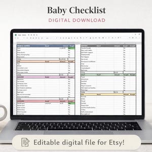 Könnte beinhalten: Ein Laptop zeigt eine Baby-Checkliste-Tabelle mit Kategorien wie "Prams & Carriers" und "Getting". Der Bildschirm zeigt einen digitalen Download mit dem Text "Baby Checklist DIGITAL DOWNLOAD" und "Editable digital file for Etsy!"