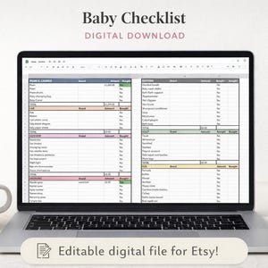 Könnte beinhalten: Ein Laptop-Bildschirm zeigt eine digitale Baby-Checkliste als Tabellenkalkulation mit Spalten für Marke, Menge und Kaufstatus. Das Dokument ist in Kategorien wie Ausrüstung, Kinderzimmer und Fütterung unterteilt und bietet ein übersichtliches, tabellarisches Layout.