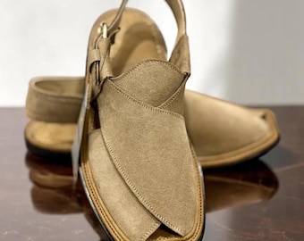 Handmade Leather Peshawari Chappal: Men's Heritage Sandals