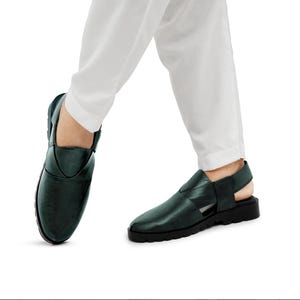 Cultural Handmade Peshawari Chappal, Men&#39;s Traditional Sandals, Gift for Him, Authentic Footwear