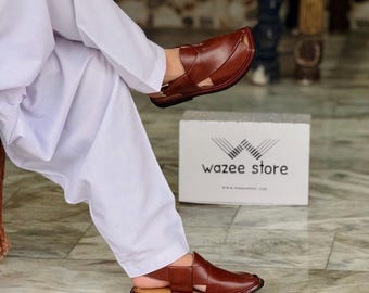 Handmade Leather Peshawari Chappal: Traditional Men's Sandals