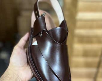 Peshawari Chappal de cuero hecho a mano: sandalias tradicionales para hombre