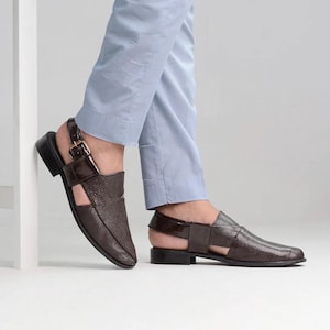 Cultural Handmade Peshawari Chappal, Men&#39;s Traditional Sandals, Gift for Him, Authentic Footwear