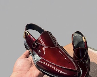 Sandali Peshawari in pelle fatti a mano: calzature tradizionali da uomo