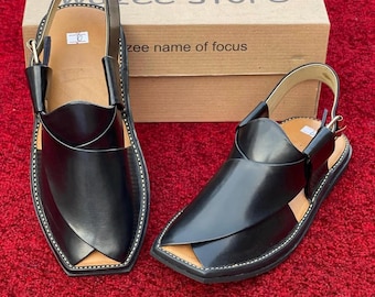Handmade Leather Peshawari Chappal: Traditional Men's Sandals