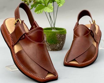 Handmade Leather Peshawari Chappal: Traditional Men's Sandals