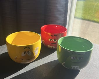 Klassieke M&M's-figuren verzamelbare keramische schaal voor kleine snoepjes, 3-delige set, 59 ounces per schaal - Gebruikt, zien er als nieuw uit