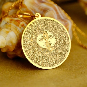 Sun and Moon Pendant Necklace – Celestial Harmony Medallion, Day and Night Jewelry, Yin Yang Moon Charm, Cosmic Gift for Her or Him