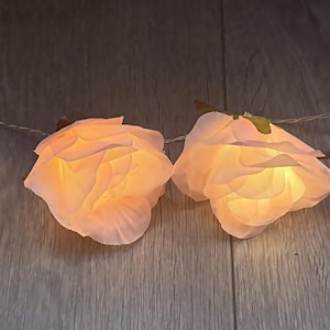 Pink Rose String Lights - 15 LEDS