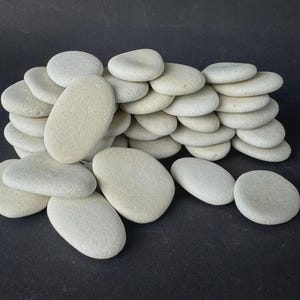 10 piedras de playa planas grandes: rocas naturales lisas para pintar, hacer manualidades y decorar (4,5 a 5 cm)