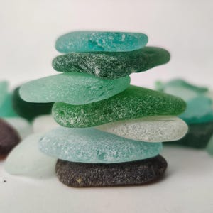 Genuine Large Thick Sea Glass Bulk Lot 20-50 Pieces, 1&#39;&#39;-1.5&#39;&#39;, Jewelry Sea Glass White, Seafoam, Green, Honey, Brown
