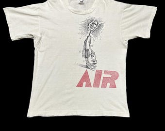 Vintage 90s Airwalk skate tee  / made in canada / single stiched