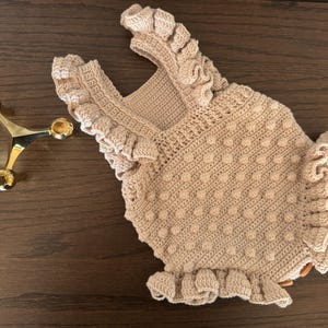 The Linnea romper - haakpatroon babyromper pdf - Scandinavische stijl 0-3, 6-9 en 12-18 maanden - moderne babyoveralls –