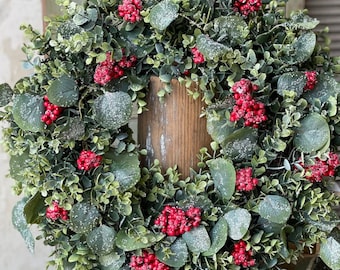 Holiday Wreath, Christmas Wreath, Christmas Decor, Festive Home Decor, Eucalyptus Wreath, Seasonal Wreath, Front Door Wreath,Farmhouse Decor