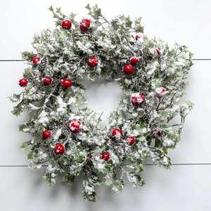 Holiday Wreath, Christmas Wreath, Holiday Decor, Holiday Accent Piece, Farmhouse Home Decor, Farmhouse Wreath, Christmas Decorations, Wreath image 3