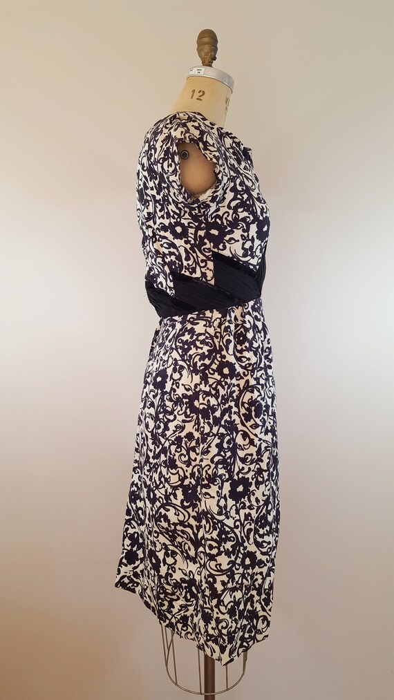 Vintage 1960s Dress / Black and White Floral / XS - image 3