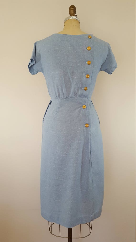 Vintage 1960s Dress / Baby Blue Linen Dress / Fit… - image 4