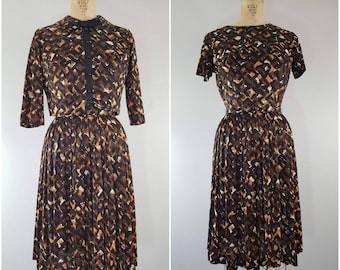 Vintage jaren 1960 Jurk en Jas Set / Abstract Print / Geplooide Jurk / Bijgesneden Jas / Klein