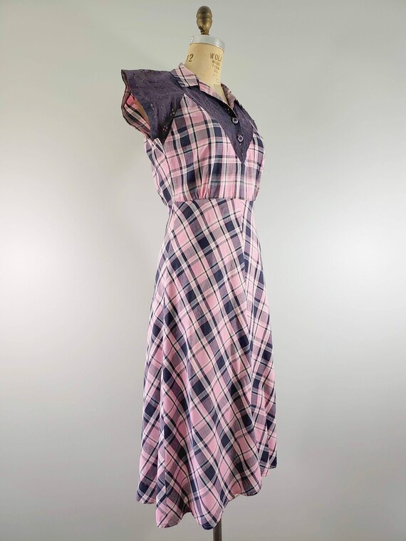 Vintage 1940s Dress / 40s Cotton Day Dress / Pink… - image 6