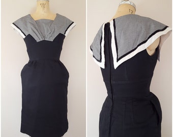 Vintage 1950s Dress / Helen Whiting Dress / Wiggle Dress / Black and White Checks / Small