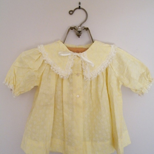 Vintage Baby Jacket / Dress / Coat / Yellow with White Lace and Hearts / Size XL