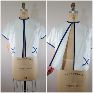 Vintage 1960s mod Jacket / NWT / White and Navy Blazer / Medium