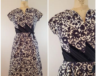 Vintage 1960s Dress / Black and White Floral / XS