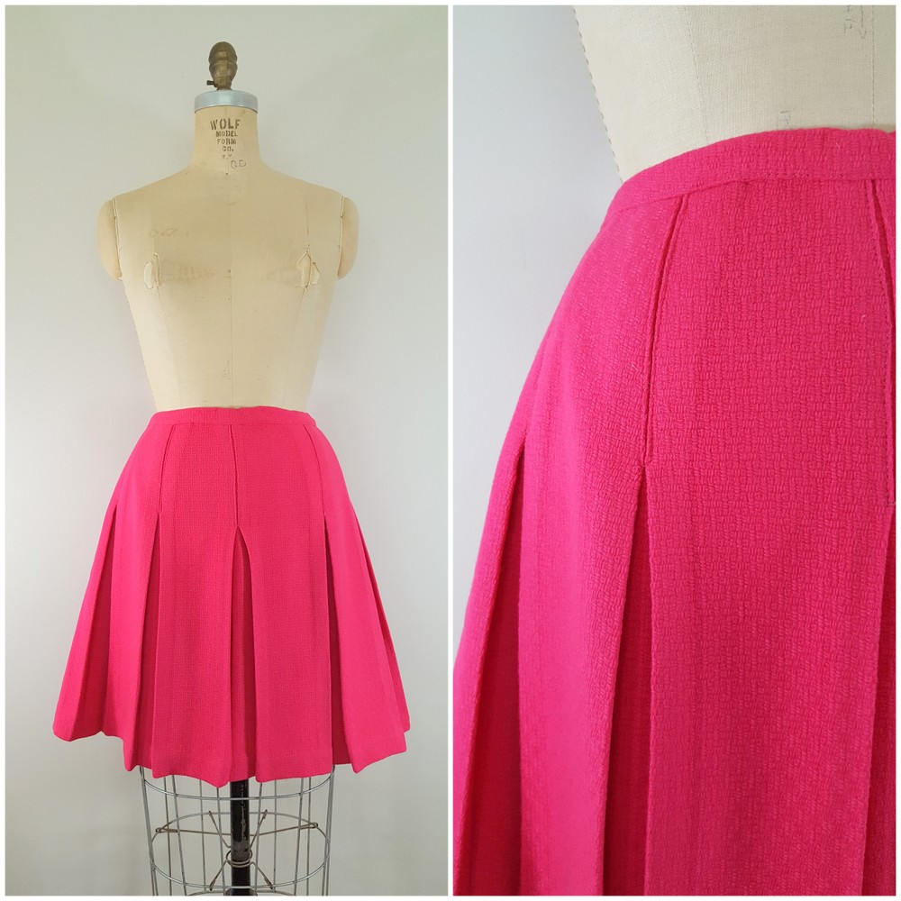 Vintage 1960s Pink Wool Pleated Skirt 