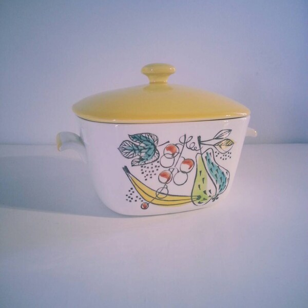 Rorstrand Sweden Granada Ovenware Casserole.. design by Marianne Westman.. 1969