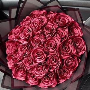 26 red eternal roses bouquet /ramo de 26 rosas eternas color rojo