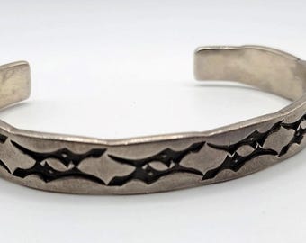 Vintage Navajo Nora Sterling Native American Cuff Bracelet