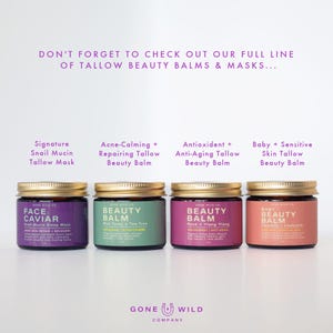 Może przedstawiać: Cztery słoiczki balsam&oacute;w i masek kosmetycznych ze złotymi wieczkami. Słoiczki są oznaczone: Face Caviar, Acne-Calming, Antioxidant i Baby. U g&oacute;ry znajduje się tekst "Nie zapomnij sprawdzić naszej pełnej linii balsam&oacute;w i masek do pielęgnacji urody..."