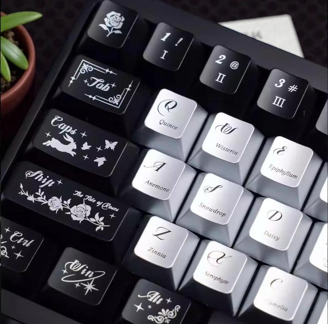 Dark Gothic Keycap Set - Fantasy Kawaii Keycaps for Mechanical Keyboard, Aesthetic Cherry Profile Keycap, Moody Desk Decor - Etsy Italy