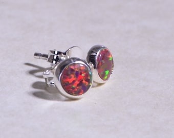 Fire Opal Studs Earrings 5,7 mm Tiny earrings Opal jewelry