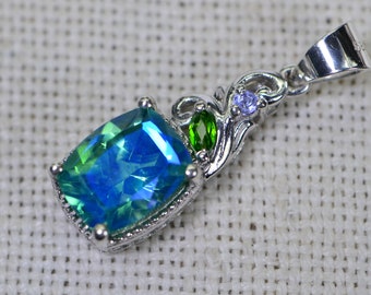 Blue Peacock  Quartz Tanzanite fancy Setting Emerald Cut Pendant Sterling Silver