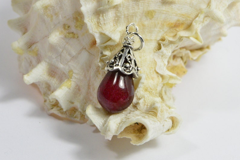 Raspberry Red Onyx Drop Wire Wrapped silver art Single Pendant Birthstone Jewelry Gemstone Pendant