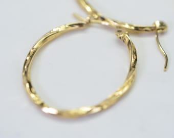Vintage 14K Yellow Gold Hoop Earrings, Laser-Cut Texture, 1.25 Inch