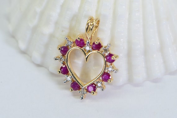 10K Gold Heart Style Genuine  Ruby & Diamond - image 1