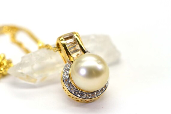 South Sea Golden Cultured Pearl Halo Diamond Verm… - image 3