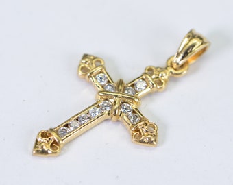 Diamond Cross 14K Gold Vermeil Sterling Silver 925 Baguette and Round Brilliant Cut Fancy Cross Pendant For Man or Women