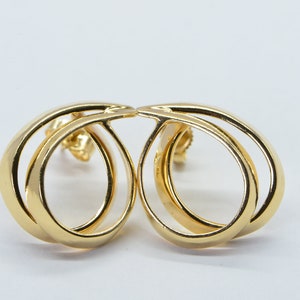 Solid 14K Yellow Gold Omega Hoop Earrings Chunky Heavy Earrings 5 grams Vintage Gold Earrings