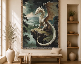 Drakvävd gobeläng, mystisk vit drakefilt, stor fantasirenässansgobeläng, Castlecore Whimsigoth-dekor, medeltida gobeläng