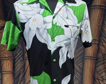 Vintage Waltah Clarke Hawaiian Aloha Shirt m2044