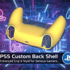 Può includere: Guscio posteriore personalizzato giallo per PS5, progettato per una presa e uno stile migliori. L'immagine presenta icone di controller di gioco e loghi PlayStation e Xbox al neon. Lo sfondo ha un'estetica digitale futuristica.