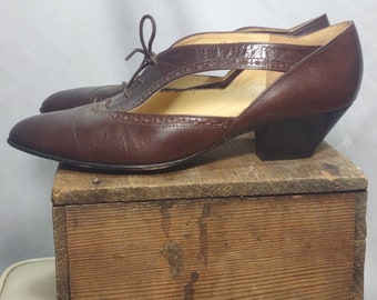 Brown Cut Out Oxfords 6.5