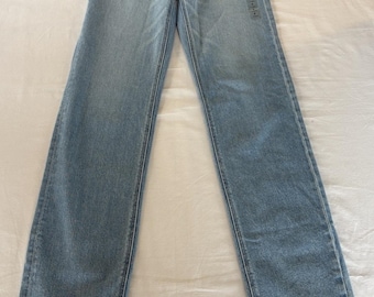 NWT American Eagle Super High Rise Straight Leg Women’s Size 2 Extra Long