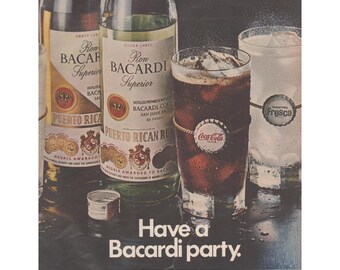 Publicité imprimée vintage 1971 pour le rhum Bacardi, organisez une fête Bacardi Coca Cola Fresca, déco bar