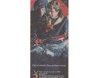 Publicité imprimée vintage 1971 whisky aigre-doux cocktails neige couple parapluie boisson MCM